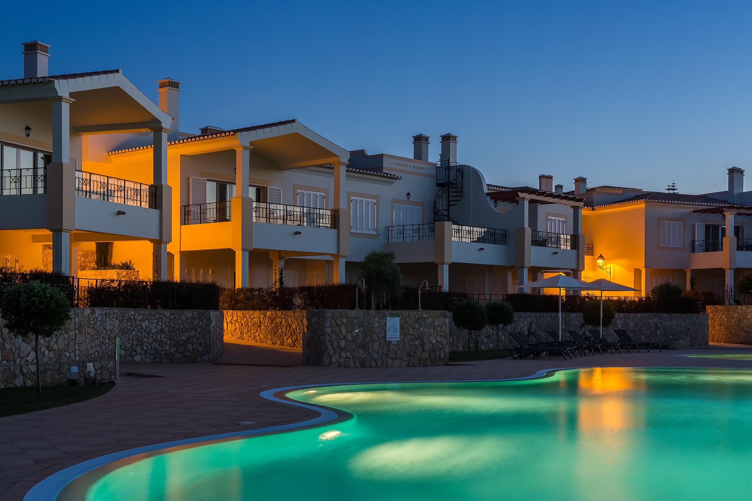 Nau Salema Beach Village Exterior photo