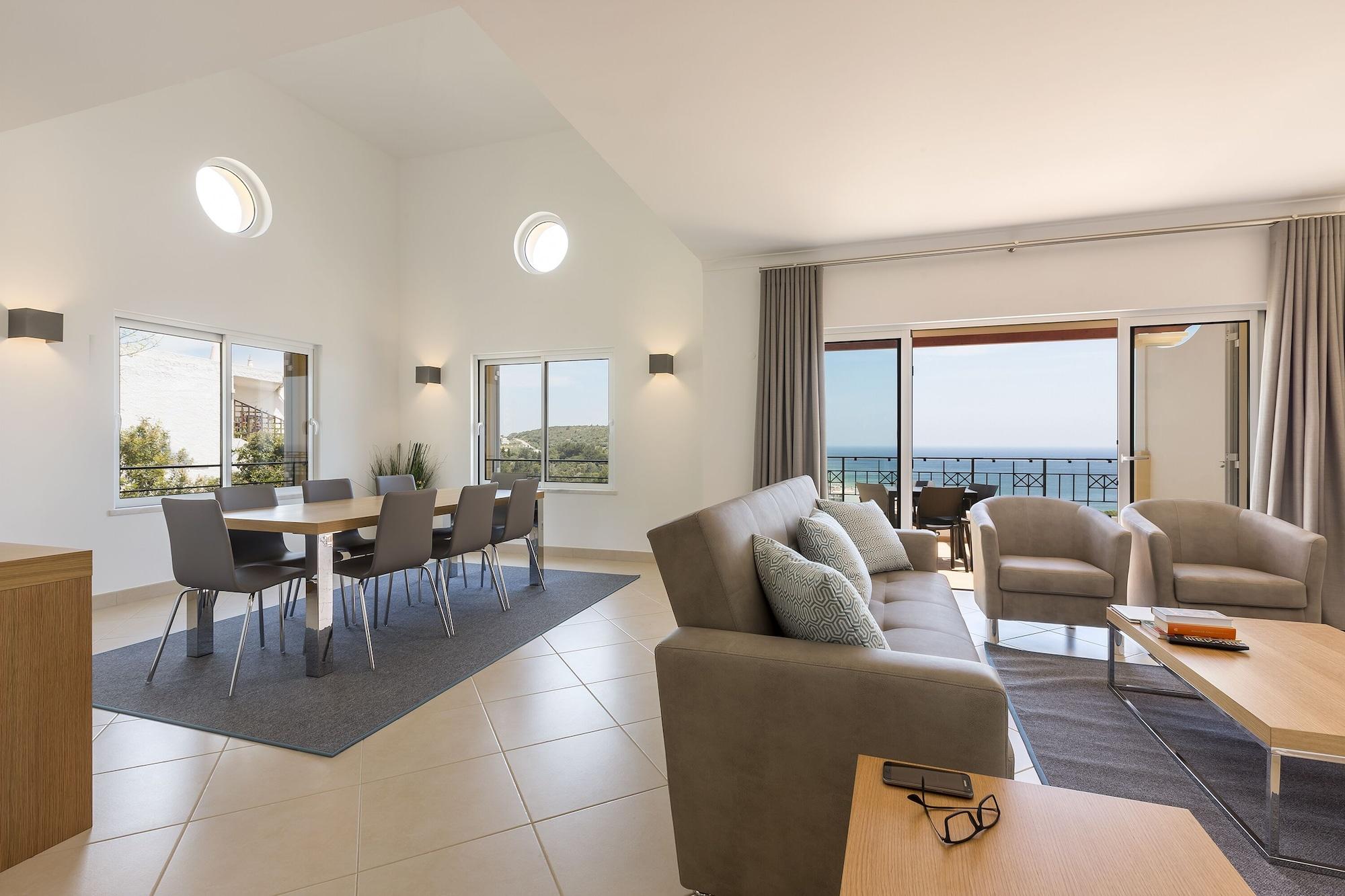 Nau Salema Beach Village Exterior photo