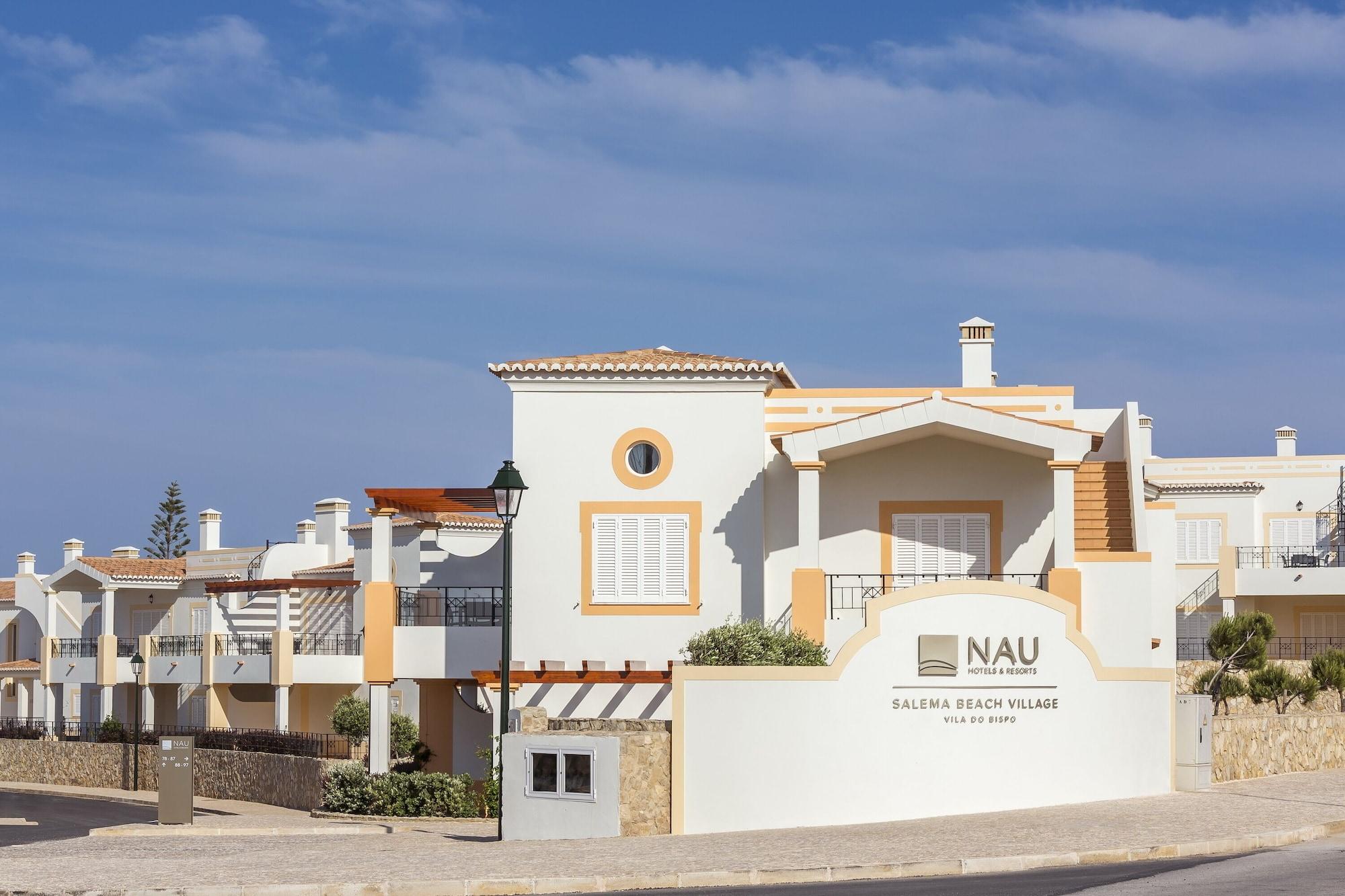 Nau Salema Beach Village Exterior photo